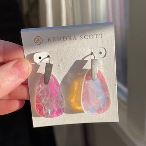 Kendra Scott Marty drop earrings